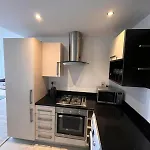 게스트하우스 Superb Double Near Airport