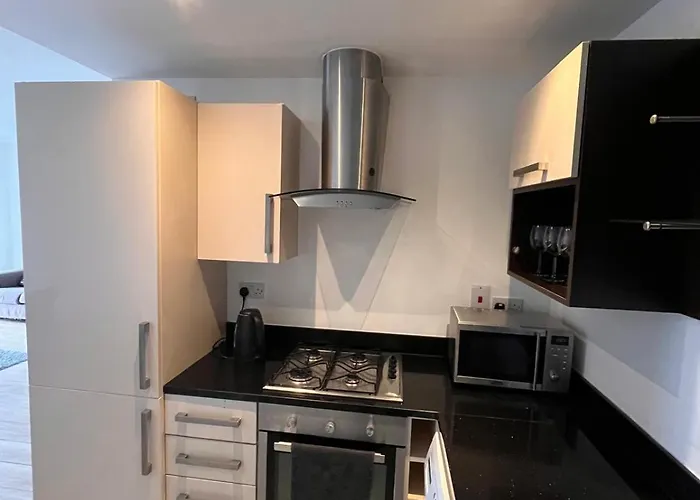 Superb Double Near Airport *