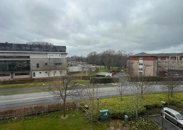 Superb Double Near Airport *